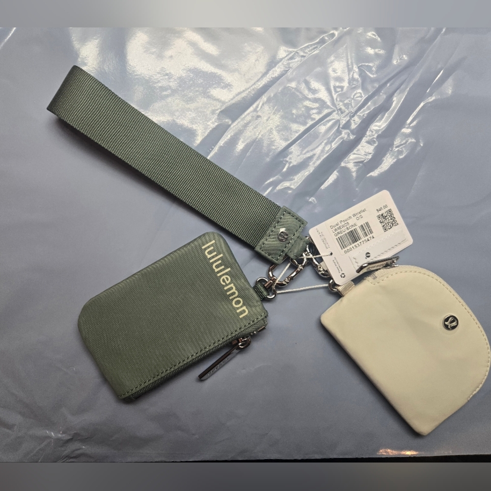 Lululemon Green and White Wristlet Set New